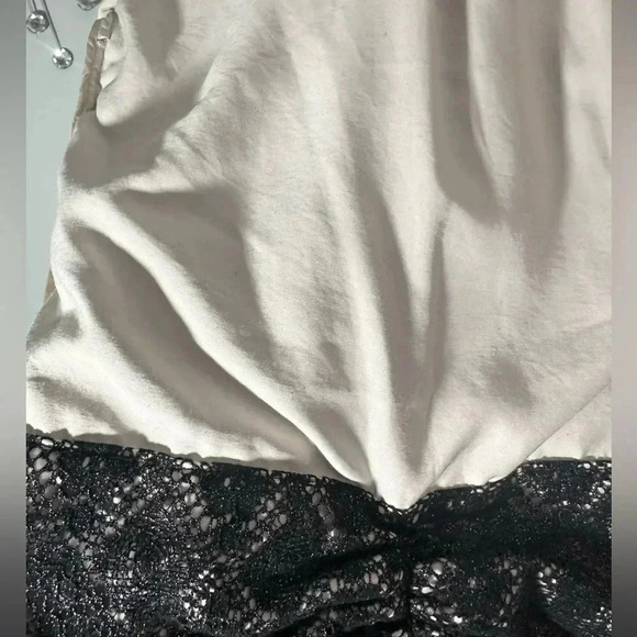 Marc by Marc Jacobs Women’s Black Floral Lace Top with Bow - Picture 12 of 12